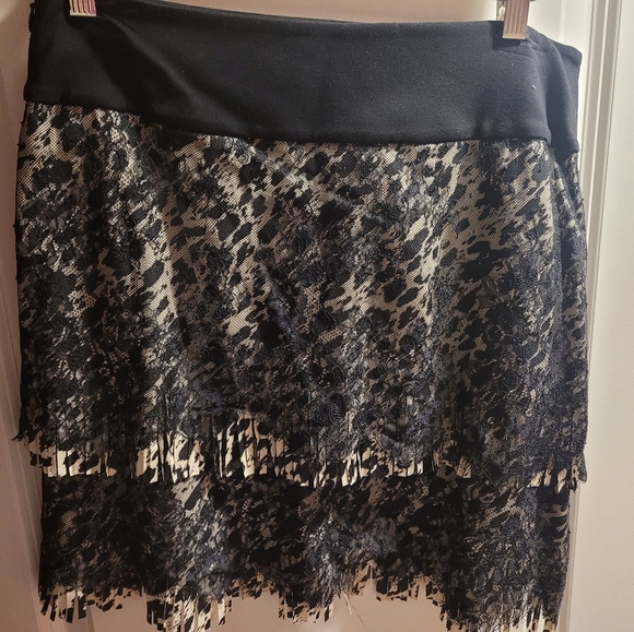 Black & White Fringe Skirt - Picture 1 of 4